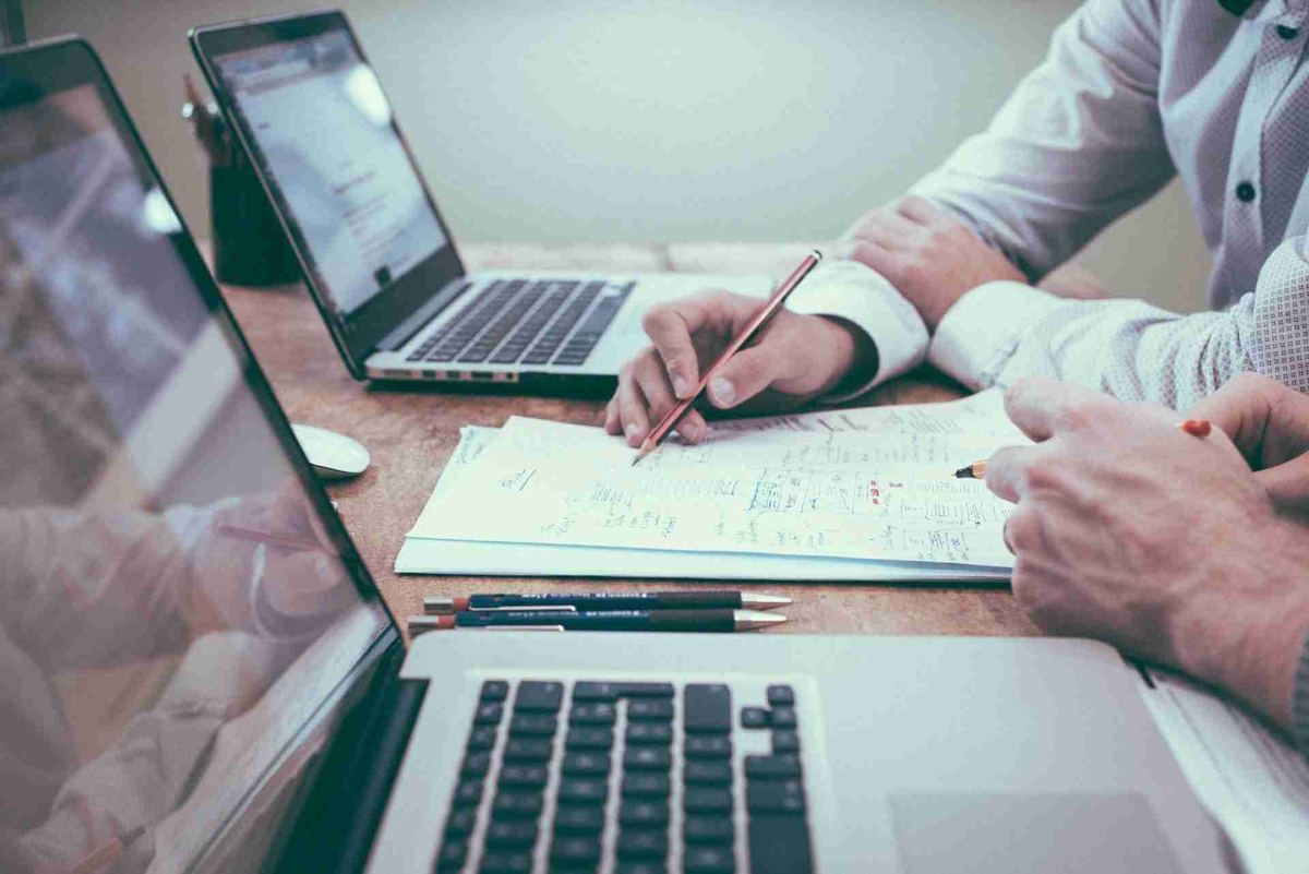 Leveraging CRM Tools to Drive Customer Retention and Growth for Your Michigan Business