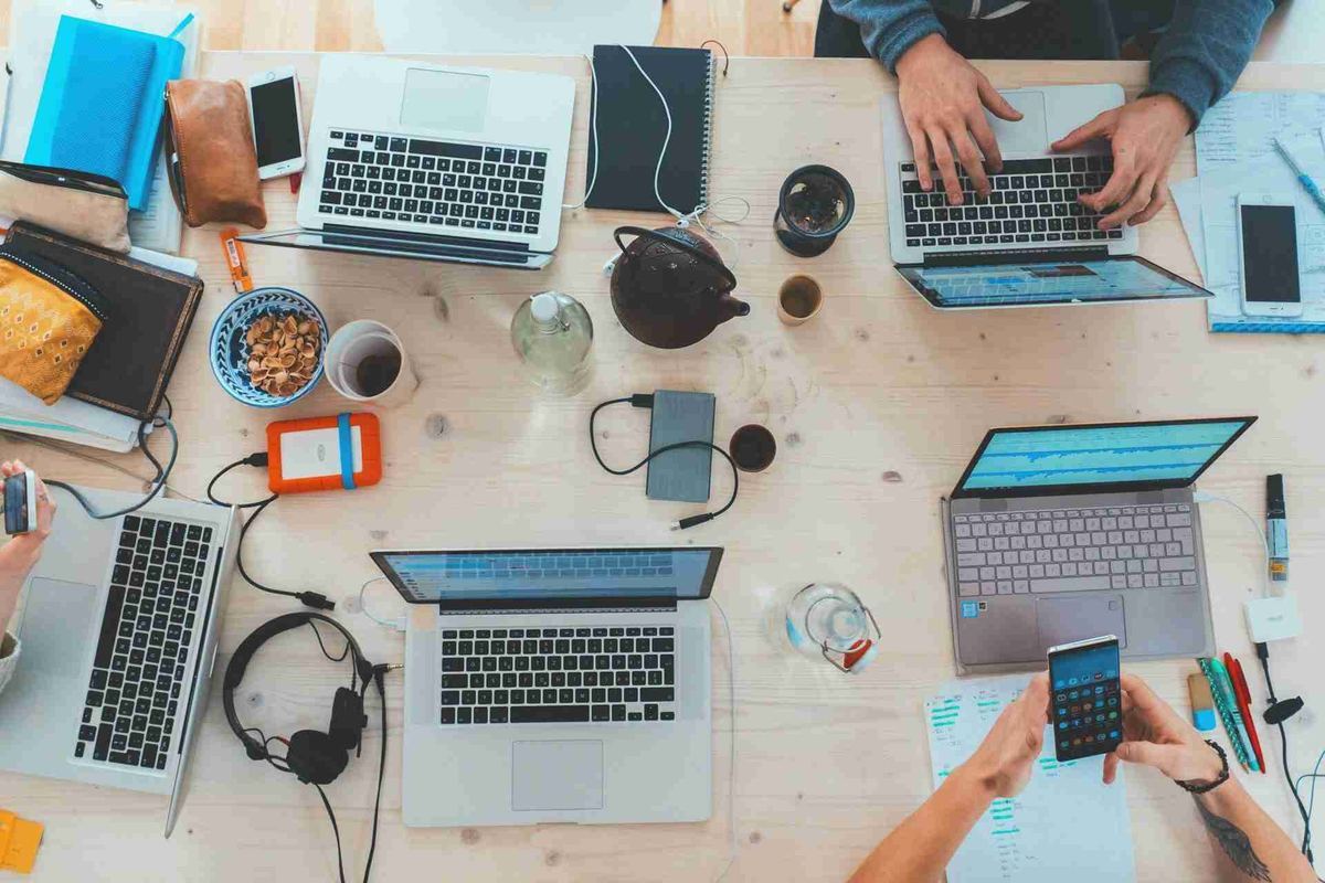 Leverage Social Media for Brand Awareness and Lead Generation: Grow Your Online Audience