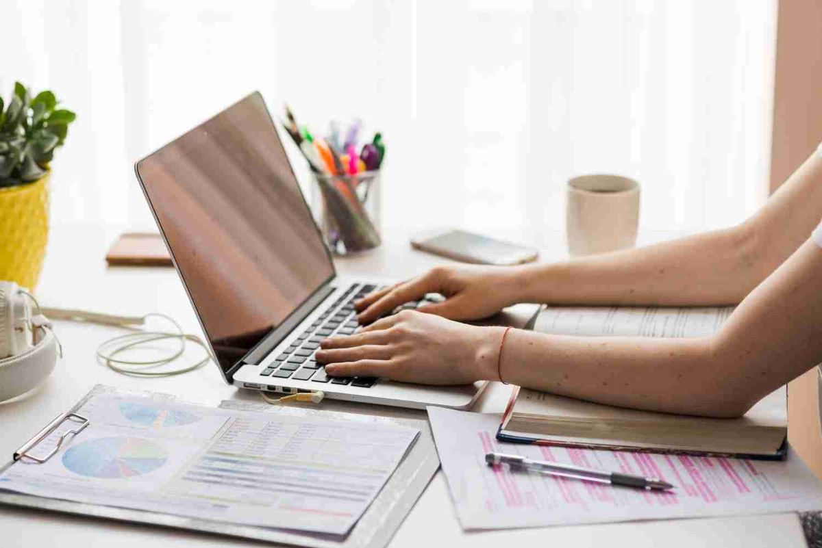 How to Fix Bottlenecks in Your CRM Pipeline Management